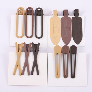 Pinzas para el cabello esmeriladas sin costuras, juego de tres piezas, pinzas de pico de pato de estilo retro para flequillo, uso diario para mujeres, resina plástica - Product Image 4