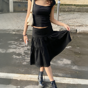 Jupe midi noire taille haute en dentelle pour femme, style vintage à volants superposés, collection été 2026, idéale pour les vacances en campagne - Product Image 3