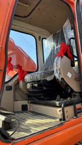 Excavadora Doosan DH225 de 22 Toneladas, Usada, Original, con Componentes Principales: Motor, Caja de Cambios, Bomba de Engranajes, Rodamientos, PLC - Product Image 6