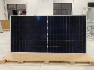 Meilleurs panneaux solaires pour un usage domestique-Jinko <span class=keywords><strong>Tiger</strong></span> <span class=keywords><strong>Neo</strong></span> N Type 585W Panneaux solaires de toit photovoltaïques bifaciaux résidentiels US Stock - Product Image 3