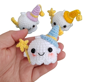 Creative Knitting Ghost Keychain Pendant Halloween Decoration Funny Handmade Crochet Ghost Doll Ornament Christmas Gift Keychain