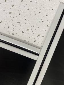 Grille en T pour plafond triangle Saf-t-Grid au design moderne pour dalles de plafond suspendu Composants Suspension - Product Image 2