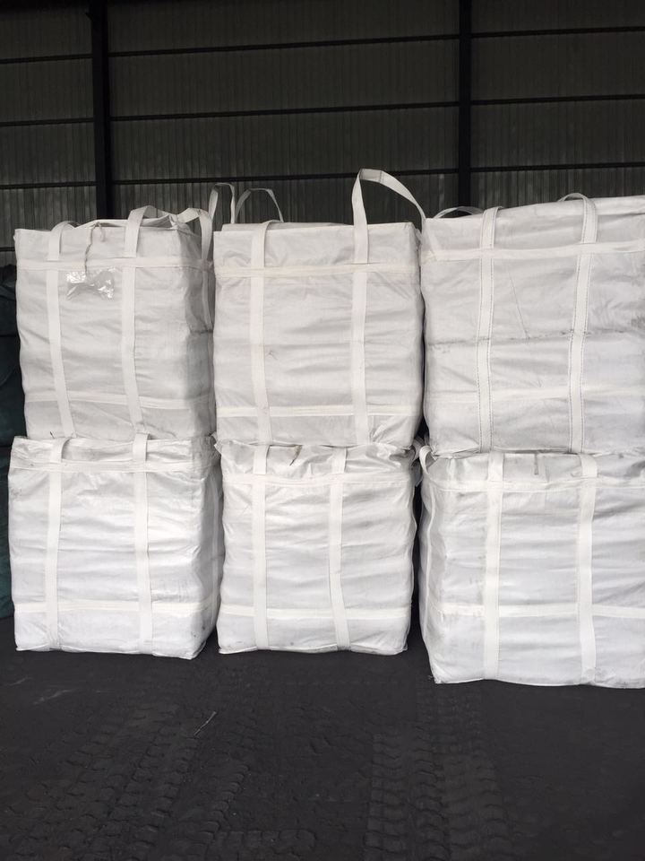 Low Ash Graphitized Petroleum Coke