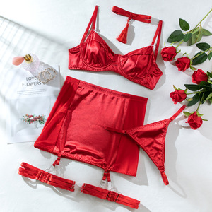 Ensemble de lingerie élégant 5 pièces en satin, comprenant un soutien-gorge push-up à armatures avec collier ras-du-cou à pampilles sexy, une jupe en résille avec string et <span class=keywords><strong>porte</strong></span>-<span class=keywords><strong>jarretelles</strong></span>, articles intimes - Product Image 5