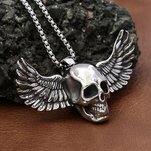 Collar de acero inoxidable con colgante de calavera alada yunnique, joyería para hombre, regalo, accesorio de moda para Halloween - Product Image 1