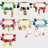 JS Luxe Geknoopte Sleutelhanger Charms Letter Fruit Cartoon Strik Hart Hanger Aangepaste Karabijnhaak Autosleutelring Ornament voor Tas Accessoire