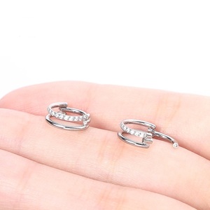 Anillos de <span class=keywords><strong>Nariz</strong></span> Dobles Gaby en Oferta, Anillos de <span class=keywords><strong>Nariz</strong></span> de Titanio Sexys para Mujer, Anillos de <span class=keywords><strong>Nariz</strong></span> al por Mayor, Joyería para <span class=keywords><strong>Piercing</strong></span> - Product Image 4