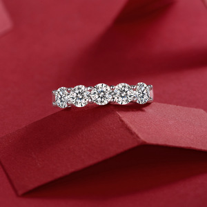 9 Classici Anelli Mezza Eternità in Argento Sterling 925 con Moissanite Taglio Rotondo 1.5CT VVS GRA, Stile Fortunato Numero <span class=keywords><strong>7</strong></span>, per Donna - Product Image 3
