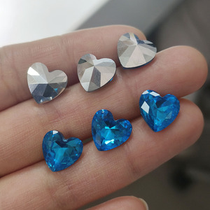 Cristales de Vidrio Color Aguamarina en Forma de Corazón, Tamaños 6mm y 8mm, para Joyería y Decoración de Uñas - Product Image 2