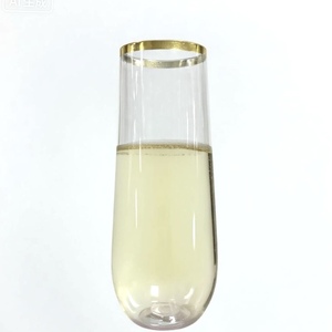 Verres à <span class=keywords><strong>champagne</strong></span> en plastique pour animaux de compagnie sans pied réutilisables à bord doré de 9oz pour les mariages et les fêtes - Product Image 2