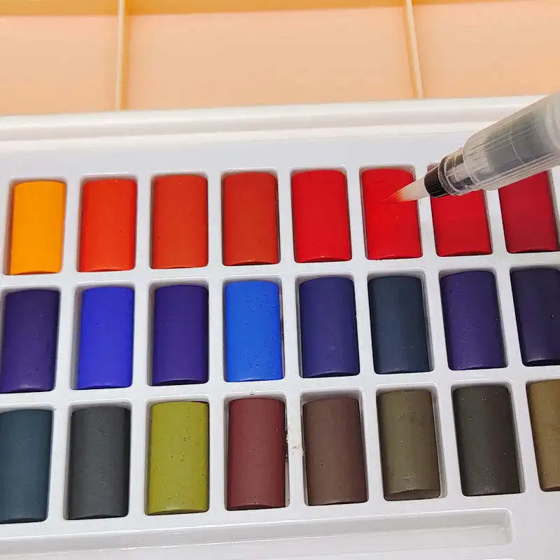 Sanatçı boyama için sıcak satış 24 renk profesyonel Aquarelle suluboya boya seti