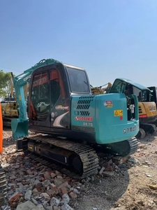 Excavatrices Kobelco SK75SR de 2023 ans au Japon utilisées avec le moteur d'origine 8 tonnes avec composant de moteur central à bas prix inclus - Product Image 4