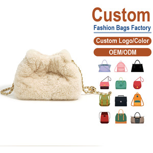 Sac bandoulière en véritable peau de mouton pour femme – Finition en daim doux, chaîne réglable, personnalisable pour le bureau et les week-ends en automne/hiver - Product Image 1