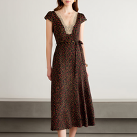 Robe midi élégante à imprimé floral personnalisé, dentelle crochet contrastante, col en V, manches courtes, ceinture, robes d'été françaises pour femmes