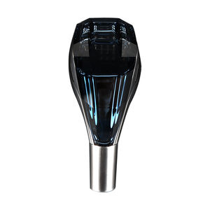 Pomo de Cambio de Marchas de Coche Manual de Cristal con Retroiluminación LED Acrílica y Logotipo Personalizado con Ajuste Universal - Product Image 4