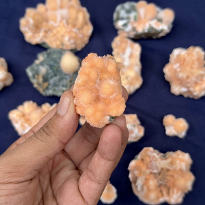 Spécimen minéral naturel de thomsonite |   Cristaux de zéolite de qualité supérieure |   Pierre de collection en gros - Product Image 1