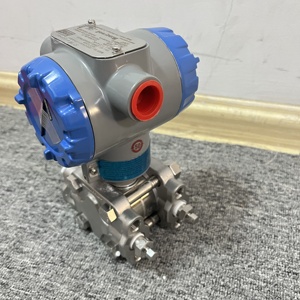 ST700 d'origine à bon prix |   Transmetteur de pression ST700 original à montage encastré pour milieux visqueux et nettoyage facile, en excellent état - Product Image 3