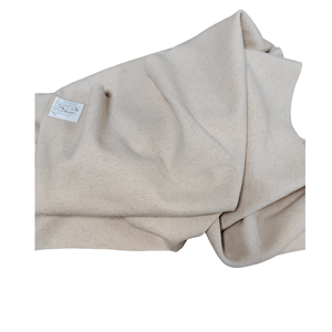 100% <span class=keywords><strong>laine</strong></span> mérinos tricoté tissu <span class=keywords><strong>laine</strong></span> <span class=keywords><strong>bouillie</strong></span> tissus vente chaude style pour hommes femmes garçons filles manteaux vestes - Product Image 6