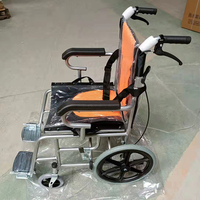 Bon marché Fauteuil roulant manuel pliable Fauteuil roulant roulant léger pour handicapés bon marché Fauteuil roulant Roulant Rollstuhl Silla De Ruedas