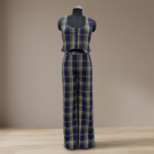 Haut court sans manches à carreaux avec pantalon large taille haute – Tenue décontractée d'automne coupe ample en laine tissée et polyester - Product Image 3