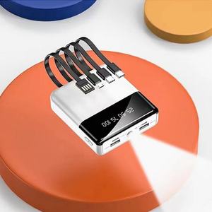 Batería Externa Portátil Mini de Alta Capacidad 3600mah-4500mah con Linterna LED, Entrada USB, Salida de 10W, Cables Incluidos - Product Image 2