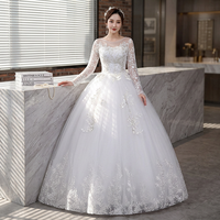 Robe de mariée simple et moderne, style robe de bal, avec manches longues, longueur au sol, en satin, dos lacé, grande taille, amincissante, pour la mariée