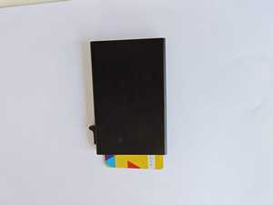 Tarjetero Metálico Automático Retráctil / Estuche para Tarjetas de Aleación de Aluminio / Lector de Tarjetas Antirrobo - Product Image 3