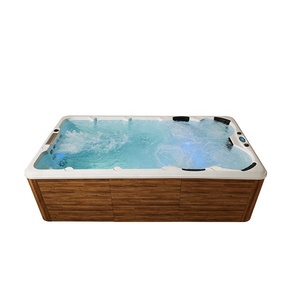 Piscine de grande taille, rectangulaire, spa/extérieur avec quatre places - Product Image 4