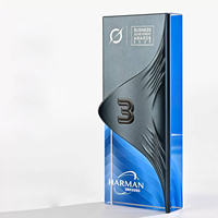 Trophée haut de gamme pour récompense personnalisée en cristal et métal pour employés, idéal pour les réunions annuelles d'entreprise et les événements créatifs.