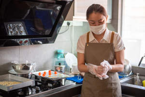 Guanti <span class=keywords><strong>in</strong></span> Plastica Trasparente LDPE Monouso Impermeabili per Uso Alimentare, per Catering e Uso Domestico - Product Image 2