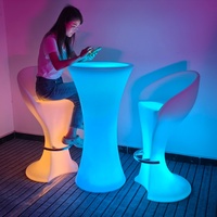 Meubles de bar lumineux créatifs à LED, table et chaises à cocktails illuminées, décor portable rechargeable et étanche