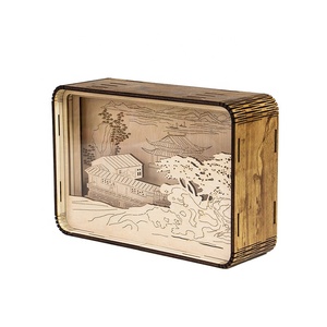 Lámpara de talla de madera con luz y sombra 3D, torre de grúa amarilla, recuerdo turístico, luz nocturna pequeña de madera, regalo Cultural - Product Image 2