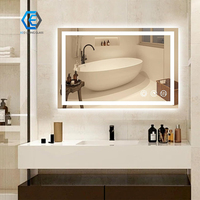 Miroir rectangulaire de salle de bain LED anti-buée en verre intelligent à écran tactile