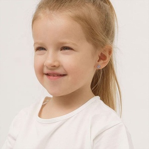 Pendientes de botón personalizados de animales delicados para niñas, chapados en oro, con circonita, de mariposa, para niños pequeños, de plata de ley 925, joyería fina para fiesta - Product Image 6