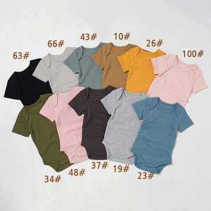 Camisetas <span class=keywords><strong>de</strong></span> Bebé al por Mayor Unisex con Cuello Tipo Sobre, Manga Corta Lisa, 100% Algodón Orgánico Peinado, Body para Bebé - Product Image 6