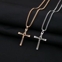 Fast & Furious 8 : Collier Croix pour Enfants 50 cm, Chaînes Multiples en Alliage de Zinc "Torre" avec Diamant Plaqué Or, Cadeau d'Anniversaire