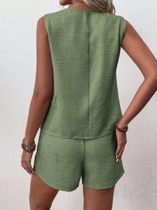 I-0609 Ensemble décontracté tendance : Gilet asymétrique à col en V et short au-dessus du genou en tissu tissé - Product Image 6