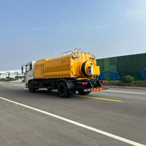 Camión de Succión de Aguas Residuales Multifuncional 4x2 Euro3-6 Diésel - Alta Potencia <span class=keywords><strong>para</strong></span> Dragado de Alcantarillado, Eliminación de Residuos y Limpieza Municipal - Product Image 5