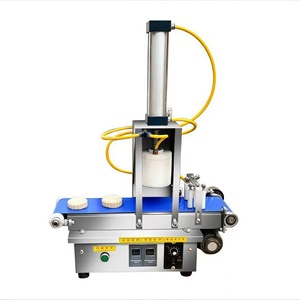 Machine à former des gâteaux de lune de <span class=keywords><strong>petite</strong></span> taille pour usage commercial, gain de place, haute vitesse, machine à gâteaux de lune à motifs - Product Image 5
