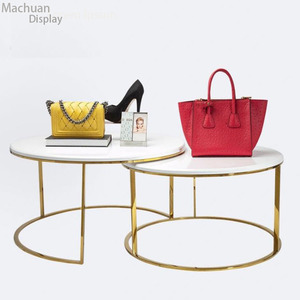 Nuovo Espositore per <span class=keywords><strong>Scarpe</strong></span> in Ottone Dorato per Vetrine di Negozi - Product Image 4