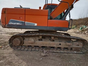 Excavatrices Doosan DX215 d'occasion de bonne qualité, machines de construction coréennes Doosan d'occasion, pelle de 22 tonnes, certifiées CE, avec brise-roche - Product Image 3