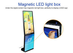 Cartes intelligentes Android de signalisation numérique full hd portables de 32 pouces logovision avec boîte à lumière led magnétique - Product Image 4