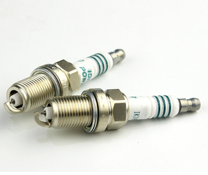 火花塞 高品质铱金汽车火花塞 5303 IK16 批发适用于丰田、日产、本田汽车配件 - Product Image 3