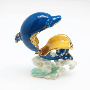 Caja <span class=keywords><strong>de</strong></span> baratija esmaltada <span class=keywords><strong>de</strong></span> metal personalizada, soporte <span class=keywords><strong>de</strong></span> joyería <span class=keywords><strong>de</strong></span> delfín navideño para decoración del hogar, adornos, regalos <span class=keywords><strong>de</strong></span> navidad - Product Image 6