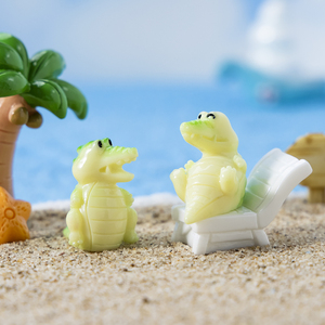 <span class=keywords><strong>Figurine</strong></span> DIY Artisanale Innovante et Charmante en Résine Atmosphérique, Tête de Crocodile Peinte à la Main, Finition Artisanale, Série Mythic Sentinels Forestcore - Product Image 5