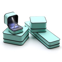Schmuckbox aus PU-Leder mit Eigenem Markenlogo und LED-Beleuchtung, Geeignet für Halsketten und Ringe, Magnetische Schmuckschatulle