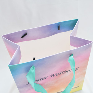 Sac en papier d'emballage pour petites entreprises imprimé arc-en-ciel personnalisé, sac cadeau avec votre propre logo - Product Image 5