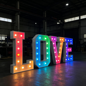 Lettres lumineuses festives RGB, ampoules à bulles changeantes de couleur, lettres lumineuses personnalisées pour la décoration de Noël, d'Halloween et des fêtes - Product Image 1