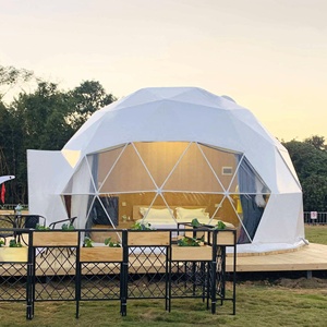 Tovární cena větruodolná zvukotěsná 5m 6m 7m luxusní iglú glamping geodetická kupole stan hotelový dům s vanou