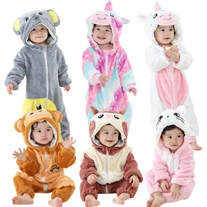 自制儿童法兰绒连衫裤男童连帽服装一体式动物婴儿服装0至3